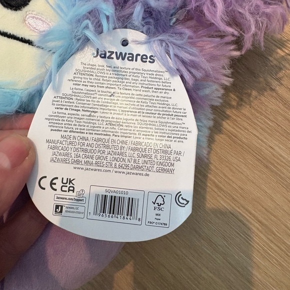 Eden the Bigfoot Purple Rainbow 10” Squishmallow Plush Toy with Hearts Jazwares - Picture 9 of 11